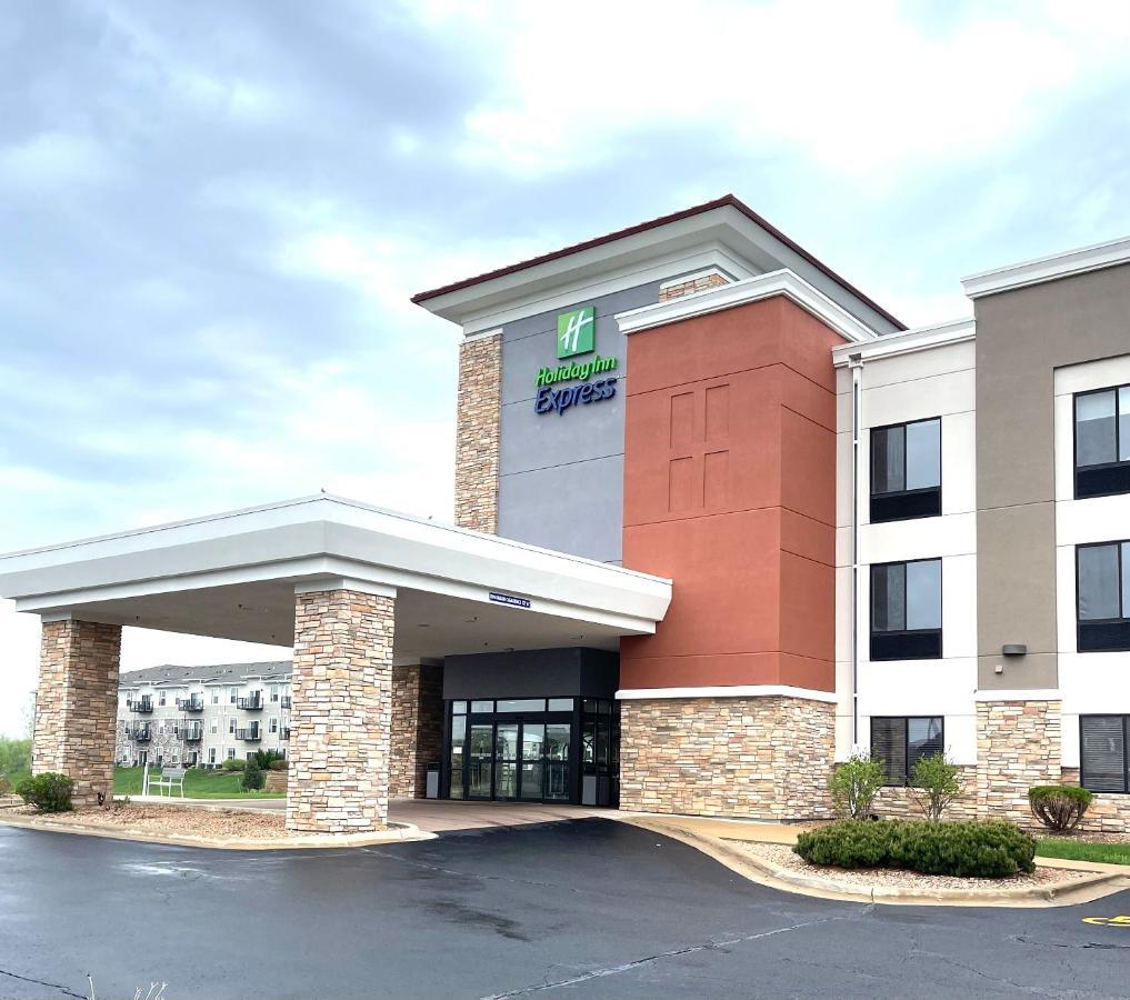 Holiday Inn Express Rochester South - Mayo Area By Ihg Exteriér fotografie
